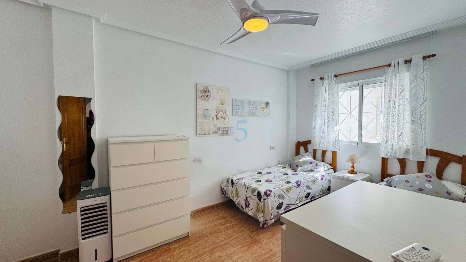 2 bedroom Apartment for sale in Playa Flamenca with pool - € 155,000 (Ref: 9788012)