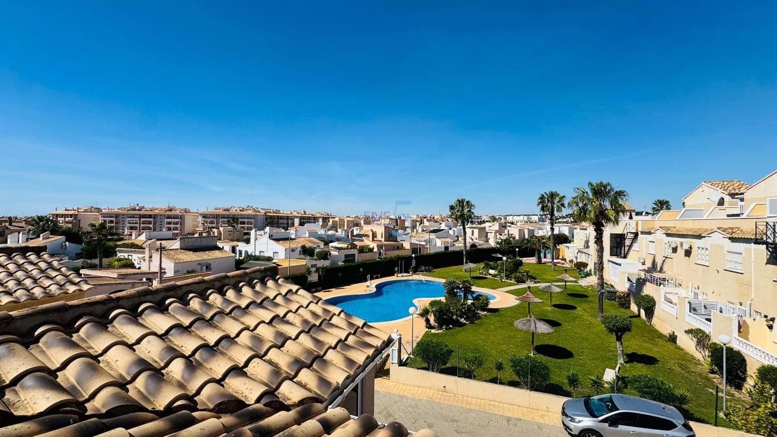 2 bedroom Apartment for sale in Playa Flamenca with pool - € 155,000 (Ref: 9788012)