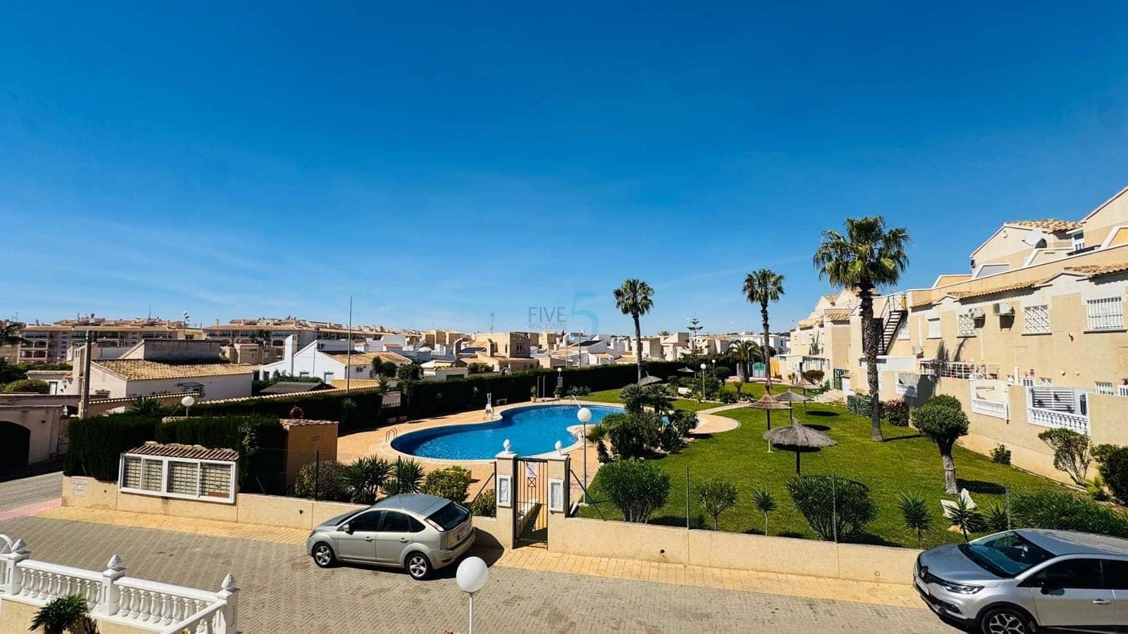 2 bedroom Apartment for sale in Playa Flamenca with pool - € 155,000 (Ref: 9788012)