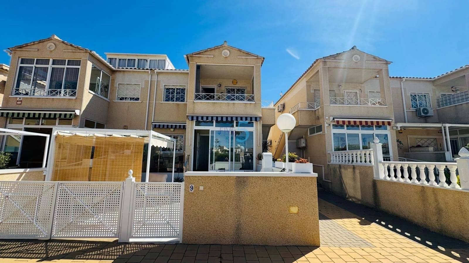 2 bedroom Apartment for sale in Playa Flamenca with pool - € 155,000 (Ref: 9788012)