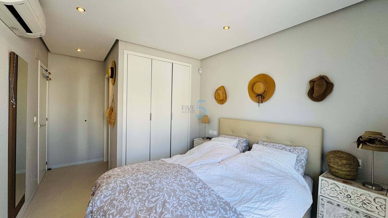 2 slaapkamer Appartement te koop in Los Dolses met zwembad garage - € 259.000 (Ref: 9788013)