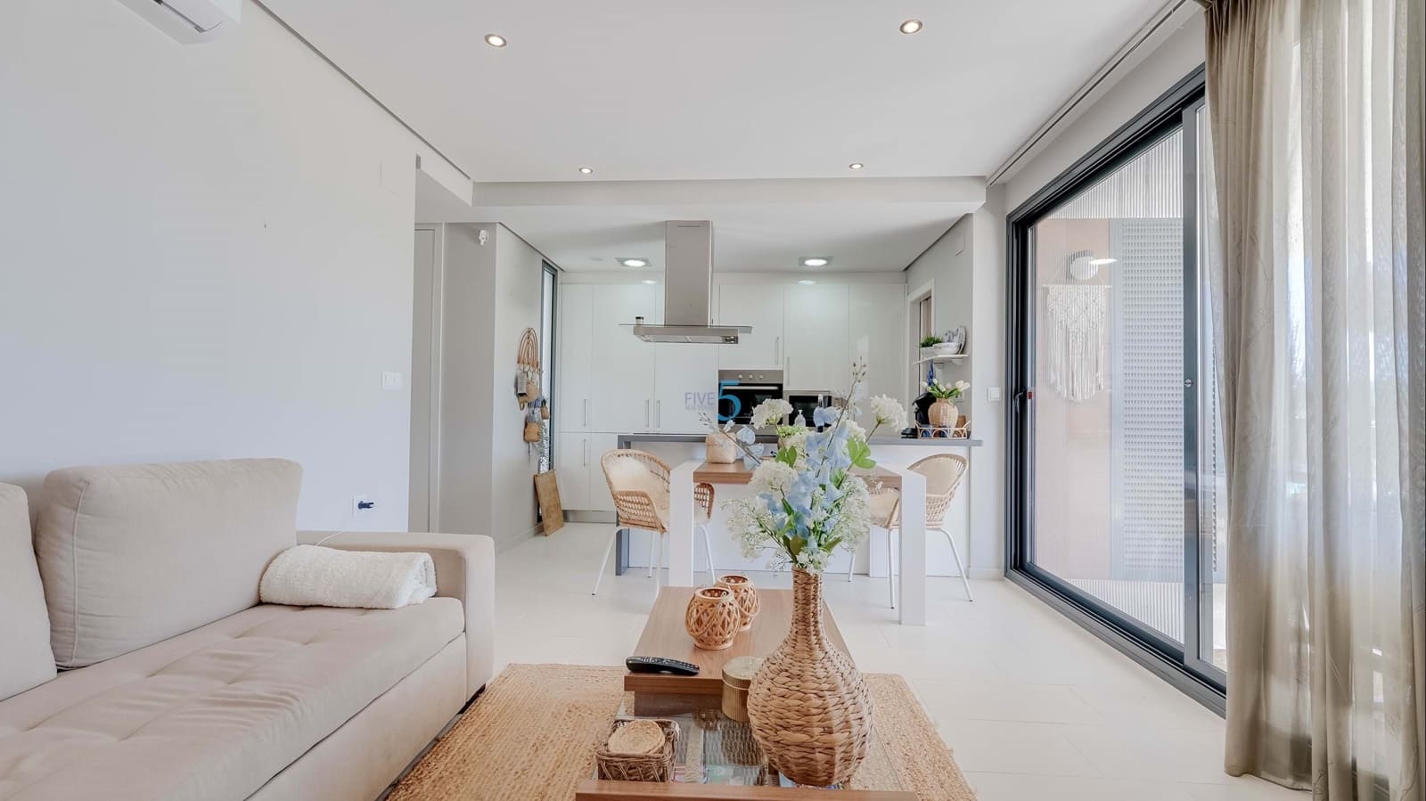 2 slaapkamer Appartement te koop in Los Dolses met zwembad garage - € 259.000 (Ref: 9788013)