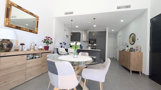 2 soverom Bungalow til salgs i Daya Nueva med svømmebasseng - € 325 000 (Ref: 9788816)