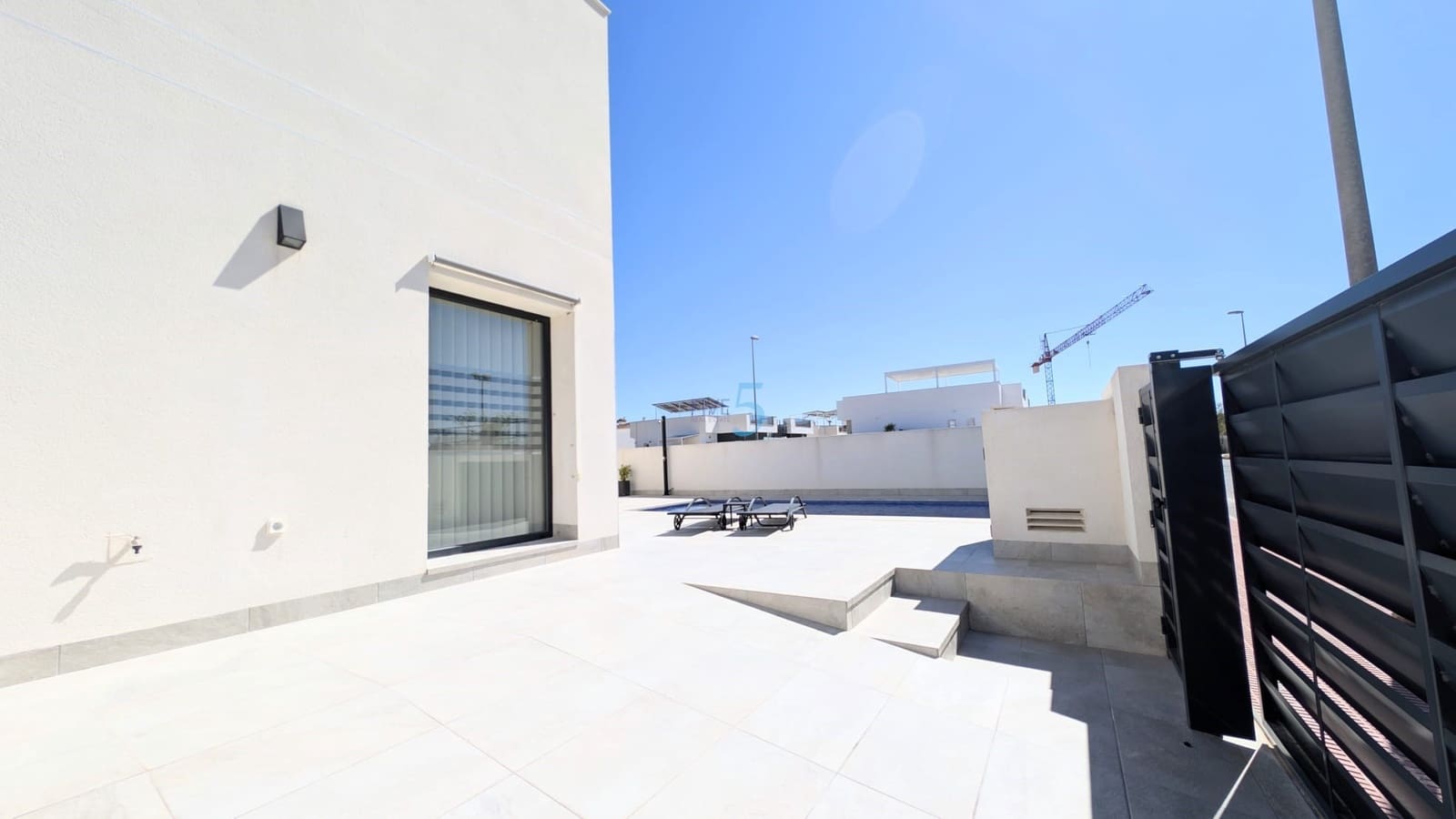 2 camera da letto Bungalow in vendita in Daya Nueva con piscina - 325.000 € (Rif: 9788816)