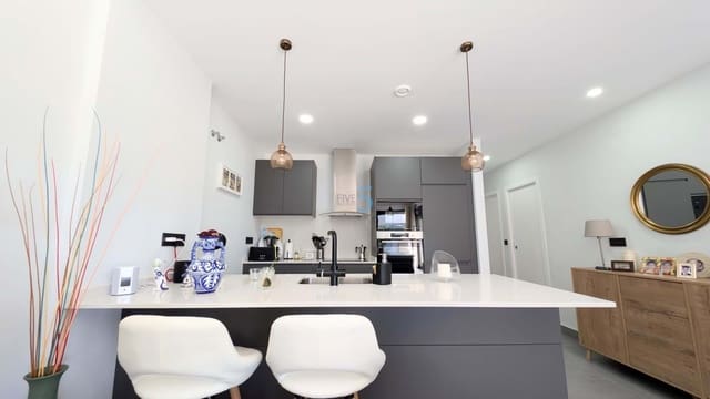 2 soverom Bungalow til salgs i Daya Nueva med svømmebasseng - € 325 000 (Ref: 9788816)