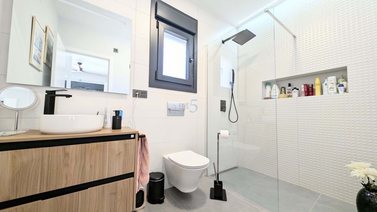 2 camera da letto Bungalow in vendita in Daya Nueva con piscina - 325.000 € (Rif: 9788816)