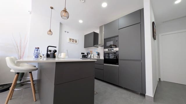 2 soverom Bungalow til salgs i Daya Nueva med svømmebasseng - € 325 000 (Ref: 9788816)