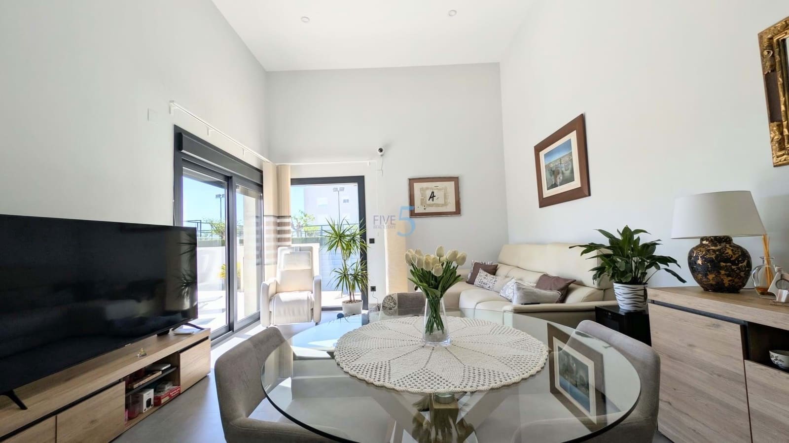 2 camera da letto Bungalow in vendita in Daya Nueva con piscina - 325.000 € (Rif: 9788816)