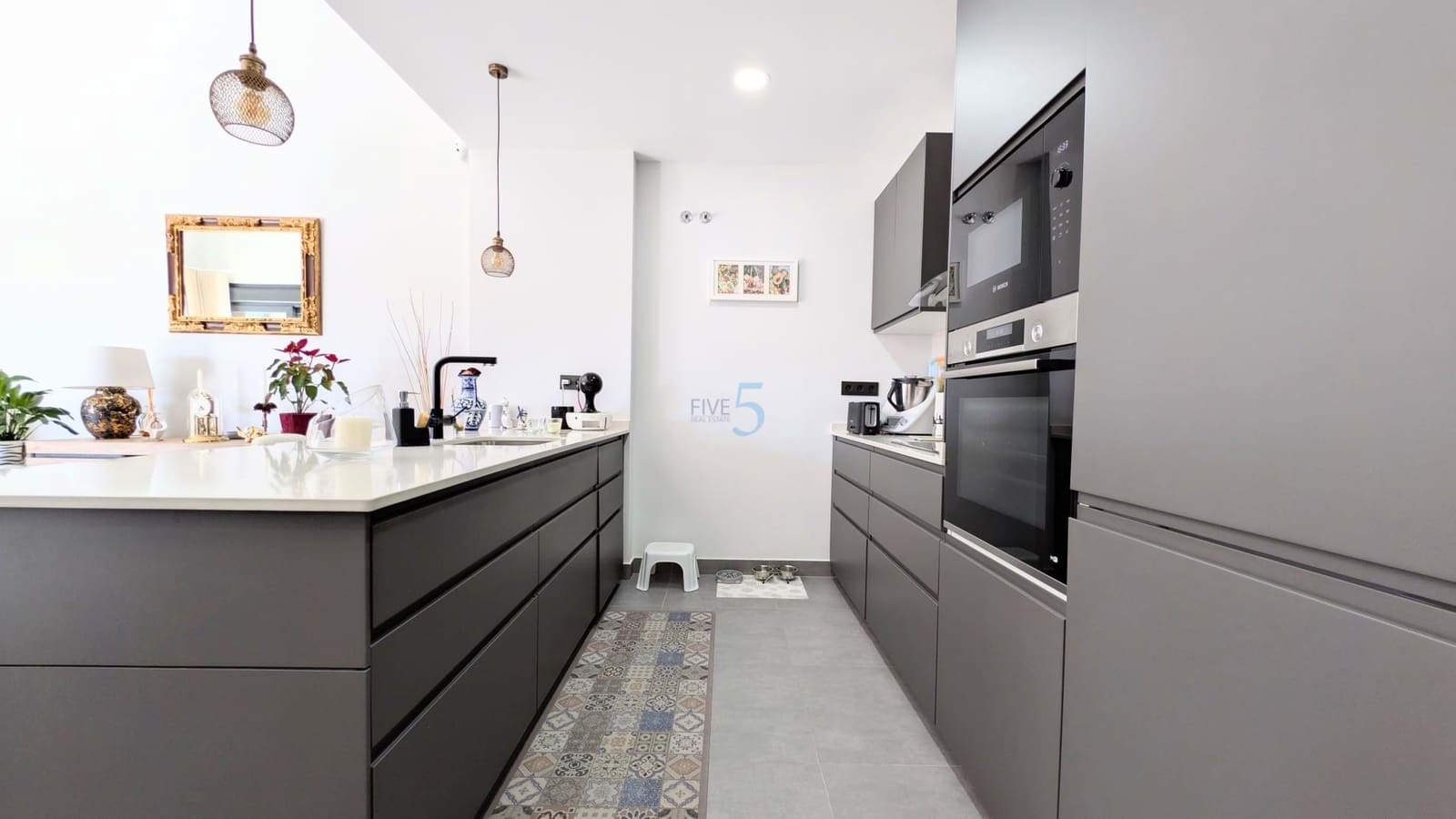 2 camera da letto Bungalow in vendita in Daya Nueva con piscina - 325.000 € (Rif: 9788816)