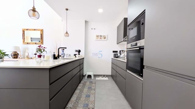 2 soverom Bungalow til salgs i Daya Nueva med svømmebasseng - € 325 000 (Ref: 9788816)