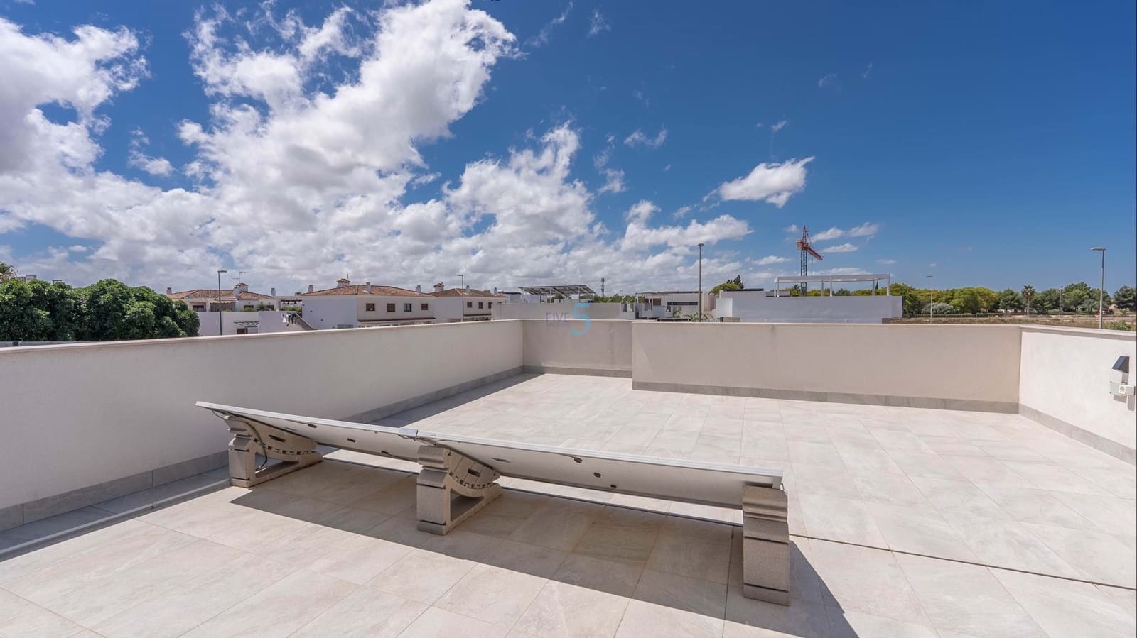 2 bedroom Bungalow for sale in Daya Nueva with pool - € 350,000 (Ref: 9788816)