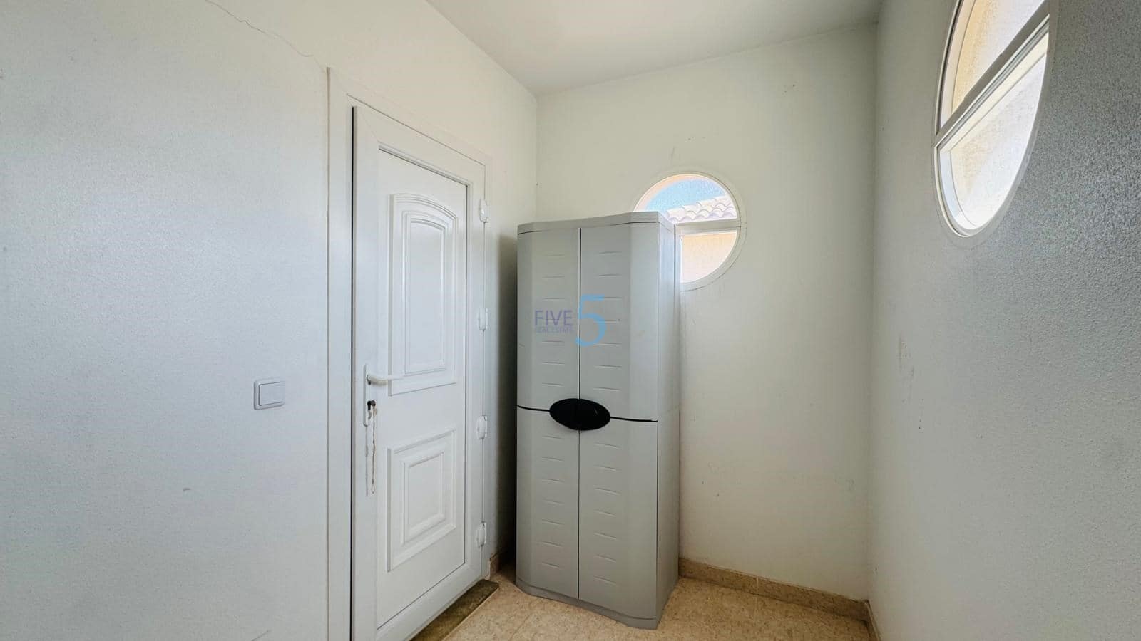 2 bedroom Townhouse for sale in Villamartin with pool - € 179,000 (Ref: 9793510)