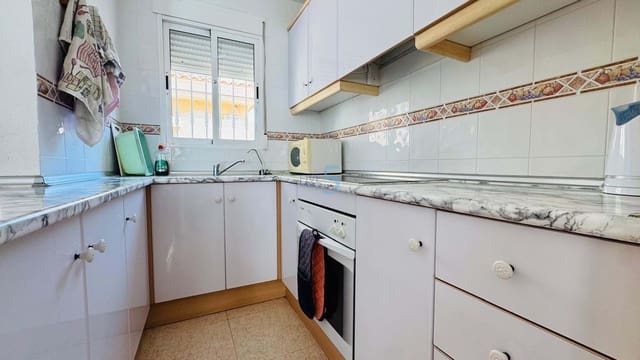 2 soverom Hus til salgs i Villamartin, Orihuela med svømmebasseng - € 179 000 (Ref: 9793510)