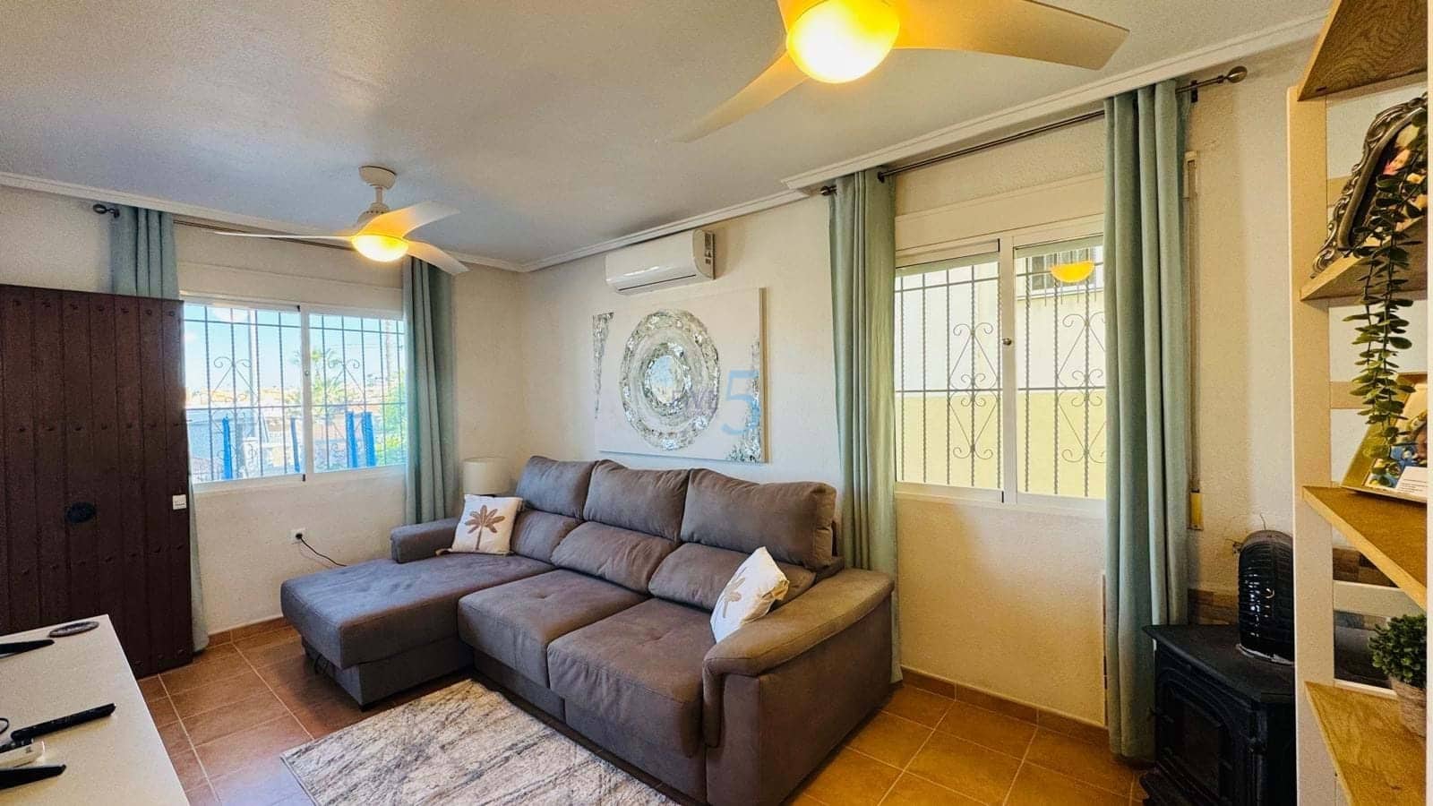 3 soveværelse Byhus til salg i Los Altos med swimmingpool garage - € 189.000 (Ref: 9793511)