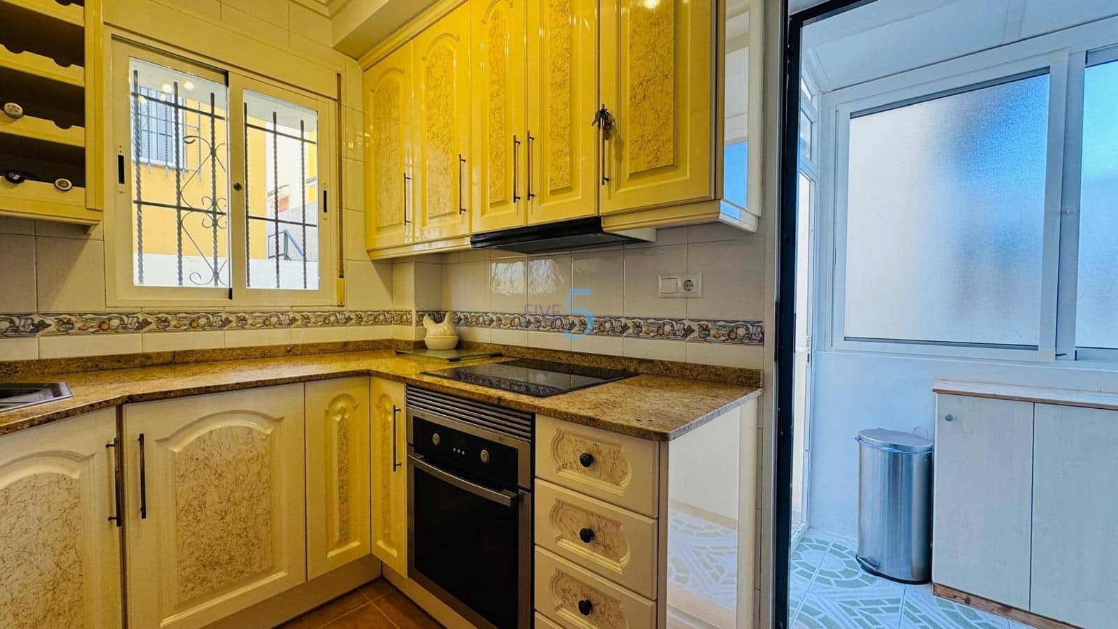 3 soveværelse Byhus til salg i Los Altos med swimmingpool garage - € 189.000 (Ref: 9793511)