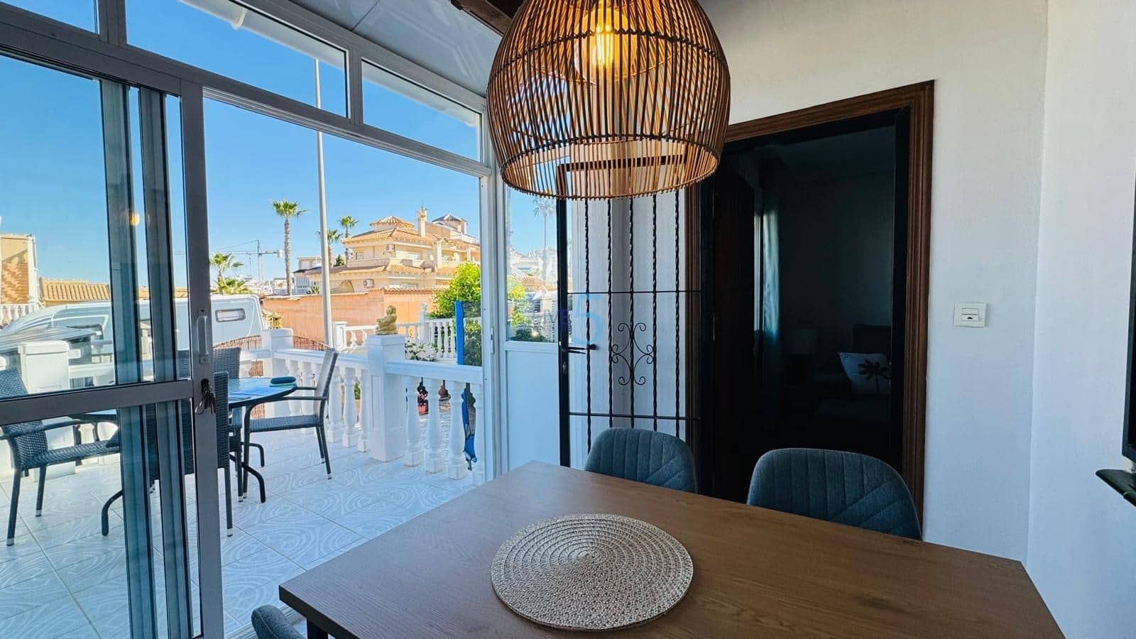 3 soveværelse Byhus til salg i Los Altos med swimmingpool garage - € 189.000 (Ref: 9793511)