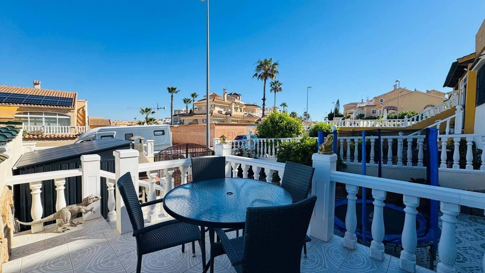 3 soveværelse Byhus til salg i Los Altos med swimmingpool garage - € 189.000 (Ref: 9793511)