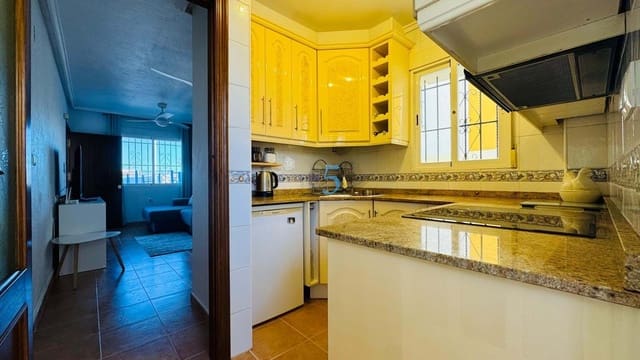 3 soveværelse Byhus til salg i Los Altos med swimmingpool garage - € 189.000 (Ref: 9793511)