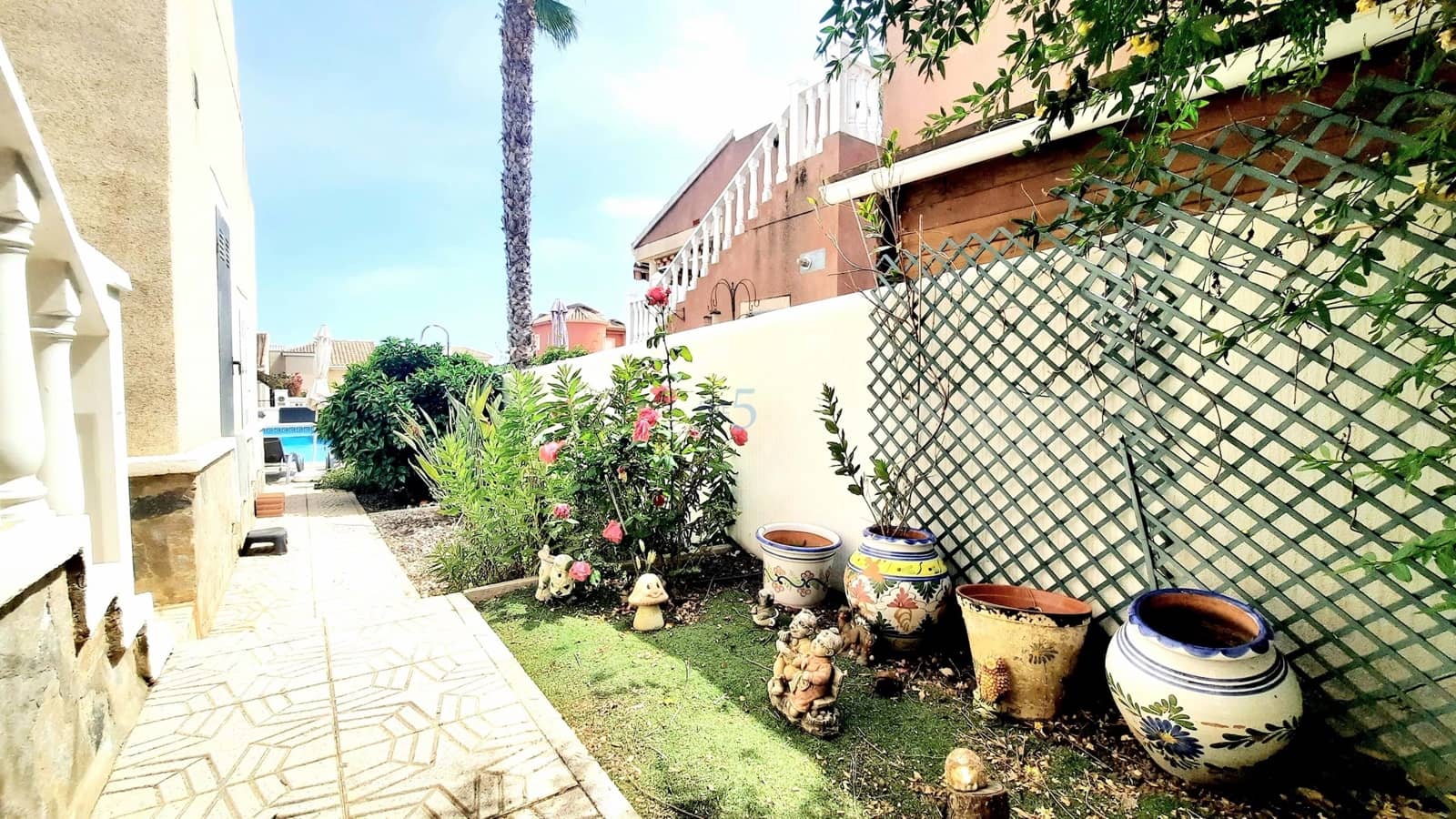 3 bedroom Villa for sale in Pinar de Campoverde with pool garage - € 320,000 (Ref: 9793681)