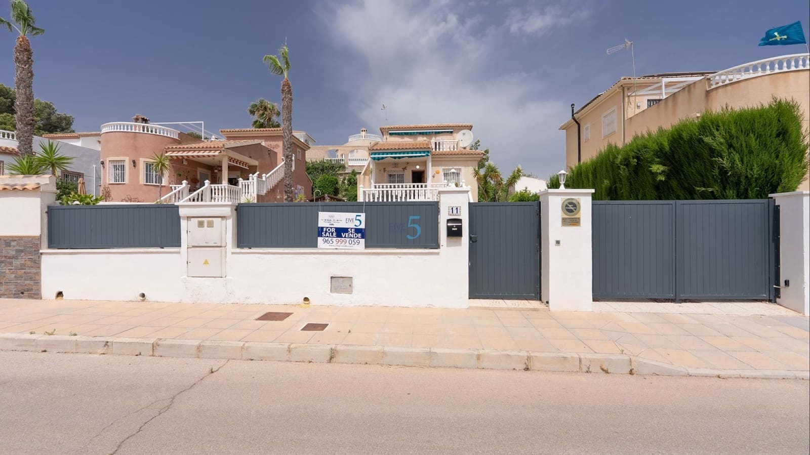 3 soverom Villa til salgs i Pinar de Campoverde med svømmebasseng garasje - € 284 950 (Ref: 9793681)