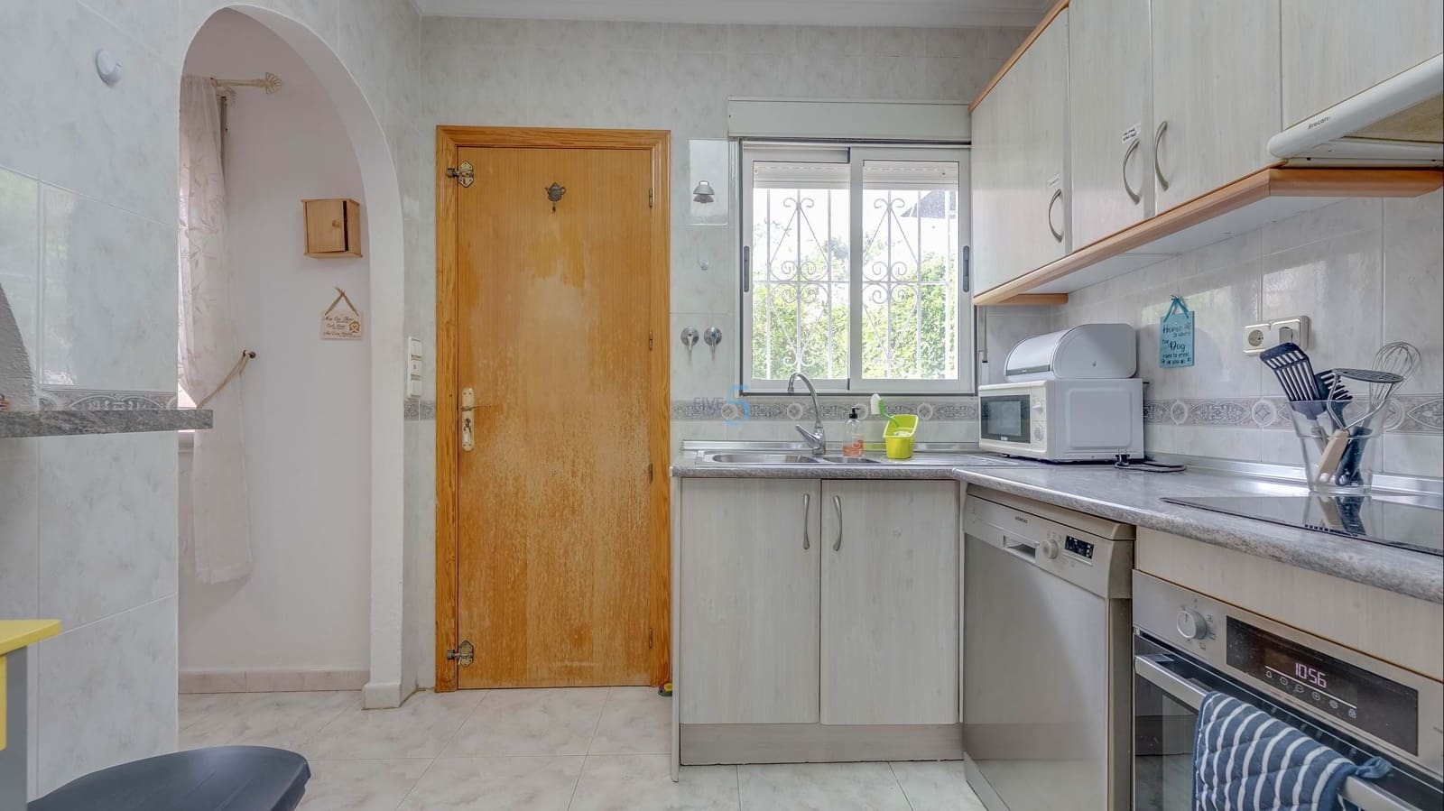 3 soverom Villa til salgs i Pinar de Campoverde med svømmebasseng garasje - € 284 950 (Ref: 9793681)