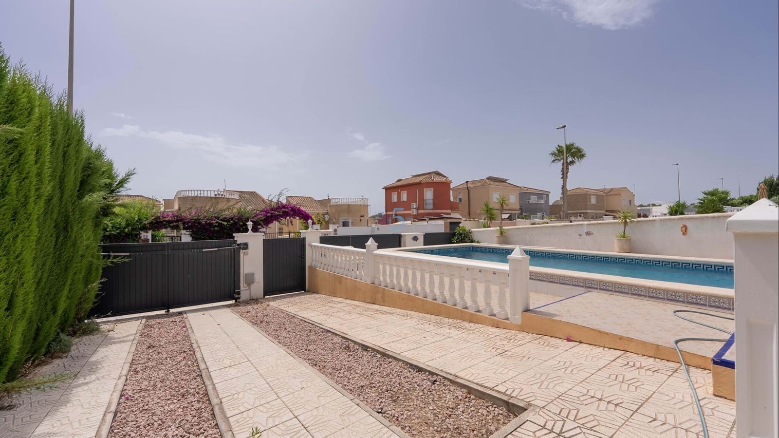 3 soverom Villa til salgs i Pinar de Campoverde med svømmebasseng garasje - € 284 950 (Ref: 9793681)