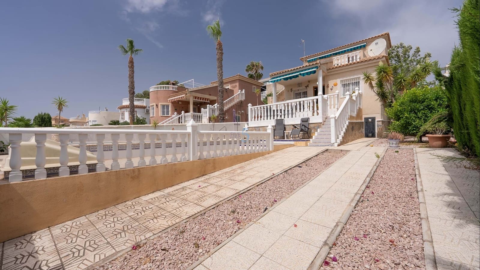 3 soverom Villa til salgs i Pinar de Campoverde med svømmebasseng garasje - € 284 950 (Ref: 9793681)