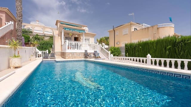 3 sypialnia Willa na sprzedaż w Pinar de Campoverde, Pilar de la Horadada z basenem garażem - 299 995 € (Ref: 9793681)