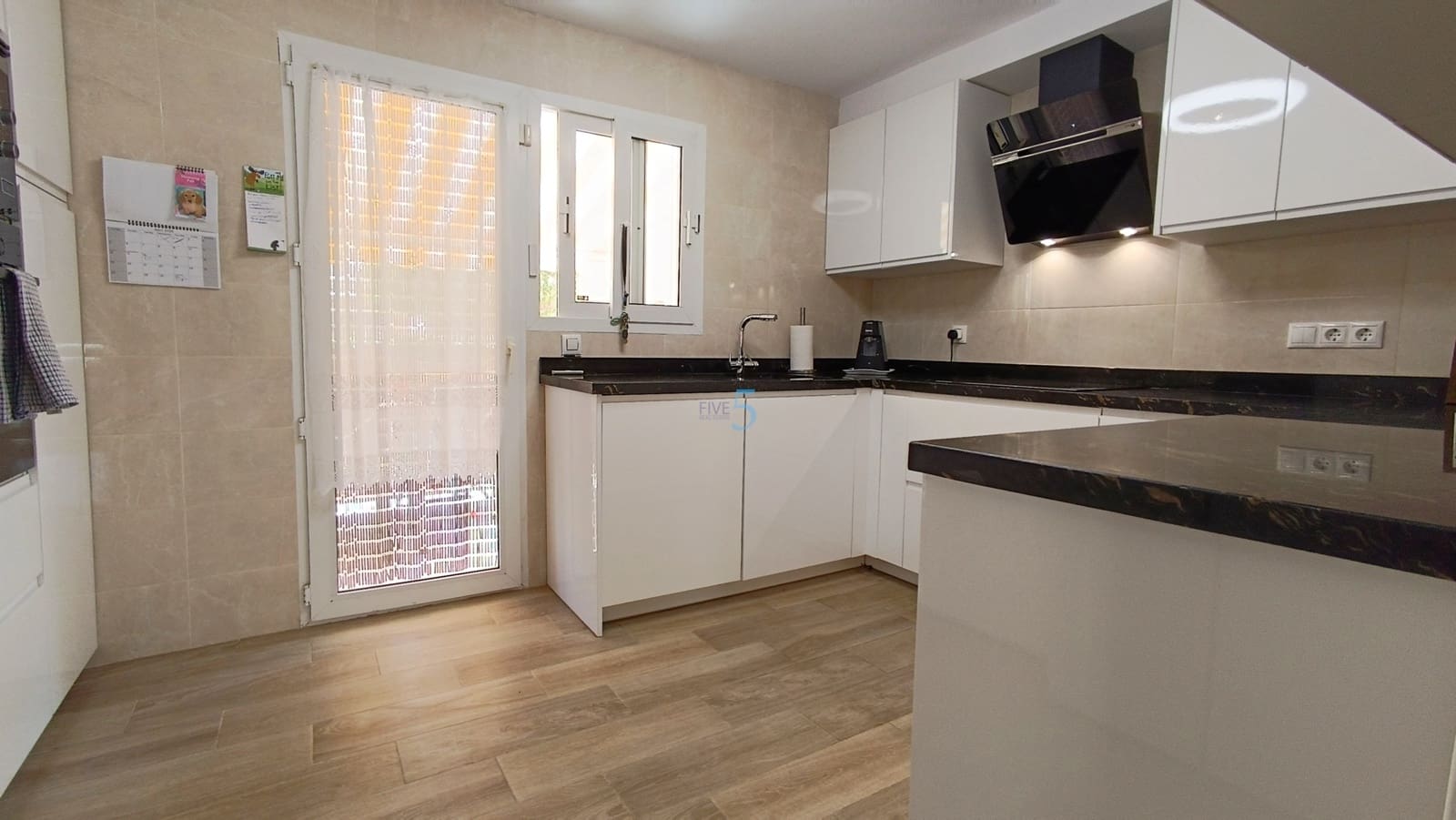 3 sovrum Villa till salu i Guardamar del Segura med pool garage - 315 000 € (Ref: 9795361)