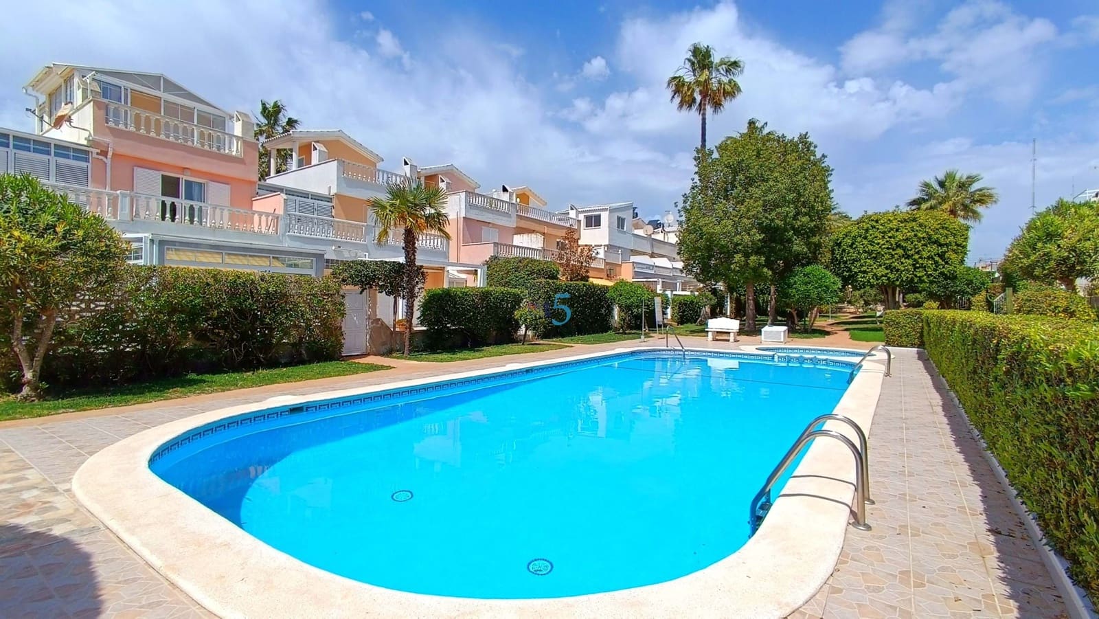 3 sovrum Villa till salu i Guardamar del Segura med pool garage - 315 000 € (Ref: 9795361)