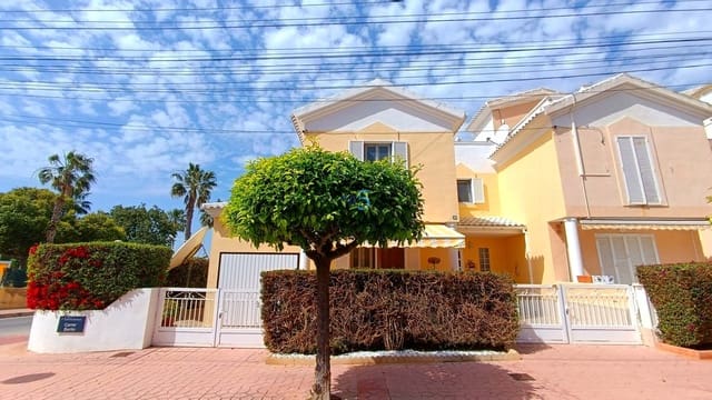 3 chambre Villa/Maison à vendre à Guardamar del Segura avec piscine garage - 315 000 € (Ref: 9795361)