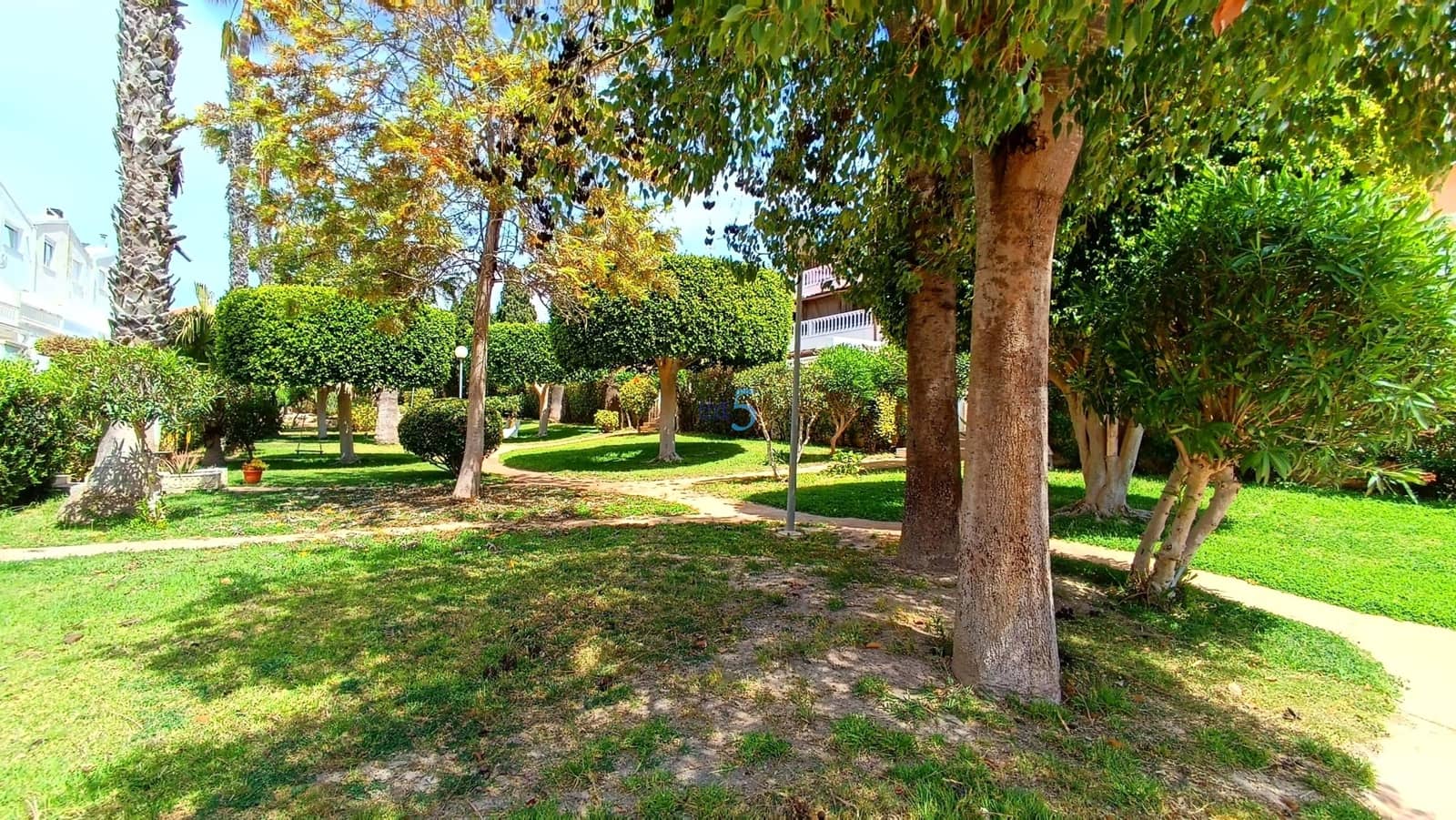 3 sovrum Villa till salu i Guardamar del Segura med pool garage - 315 000 € (Ref: 9795361)