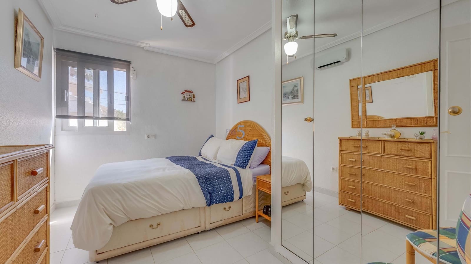 3 bedroom Villa for sale in Guardamar del Segura with pool garage - € 315,000 (Ref: 9795361)