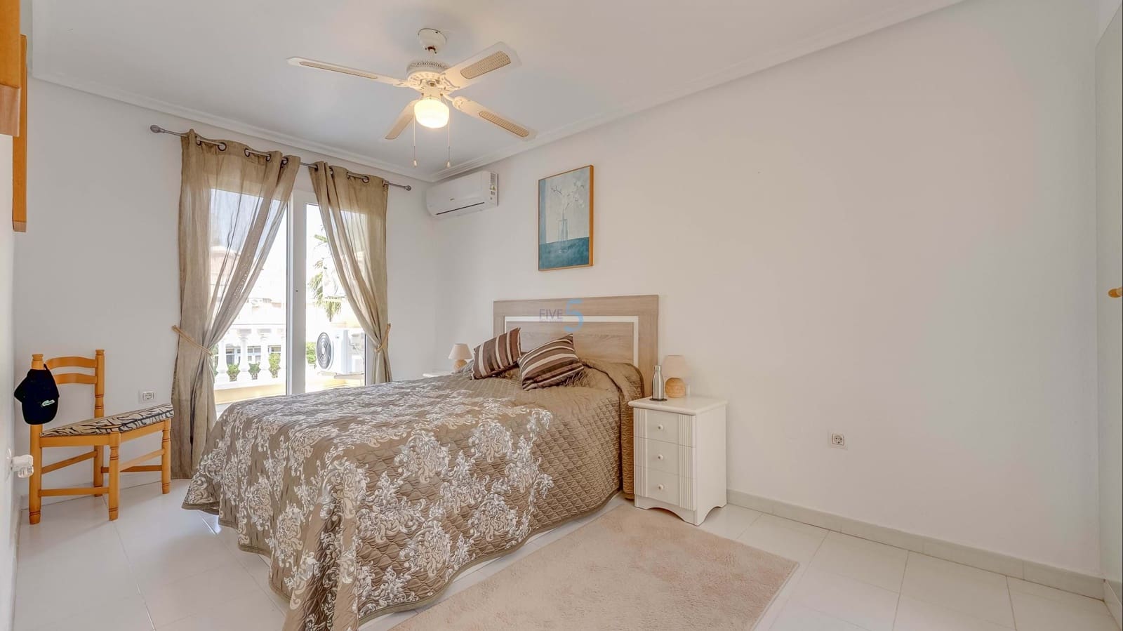 3 bedroom Villa for sale in Guardamar del Segura with pool garage - € 315,000 (Ref: 9795361)