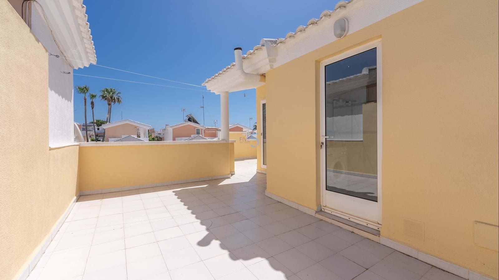 3 bedroom Villa for sale in Guardamar del Segura with pool garage - € 315,000 (Ref: 9795361)