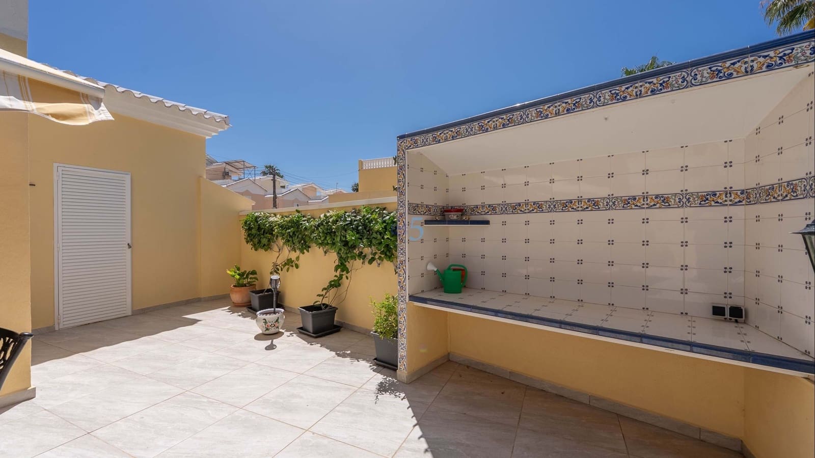 3 bedroom Villa for sale in Guardamar del Segura with pool garage - € 315,000 (Ref: 9795361)