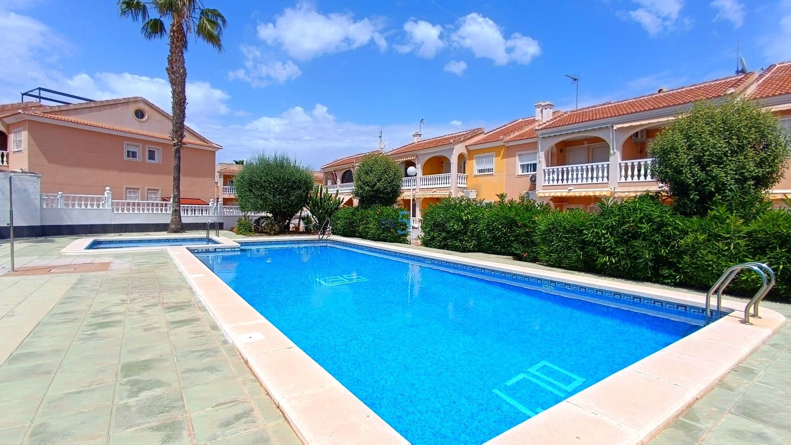 2 sovrum Lägenhet till salu i Ciudad Quesada med pool - 165 000 € (Ref: 9795654)