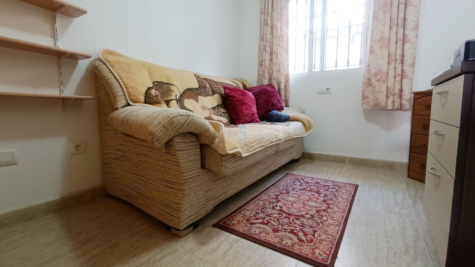 3 soverom Hus til salgs i Daya Nueva med svømmebasseng - € 149 995 (Ref: 9798211)