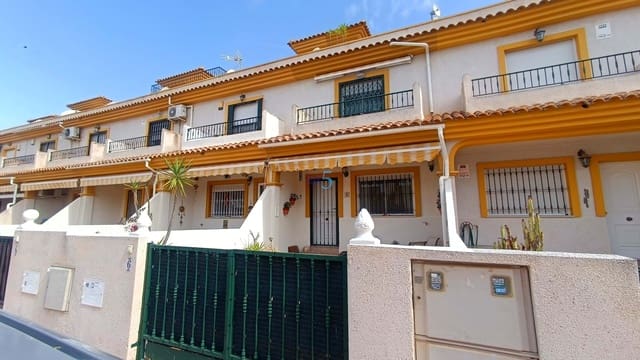 3 soverom Hus til salgs i Daya Nueva med svømmebasseng - € 149 995 (Ref: 9798211)