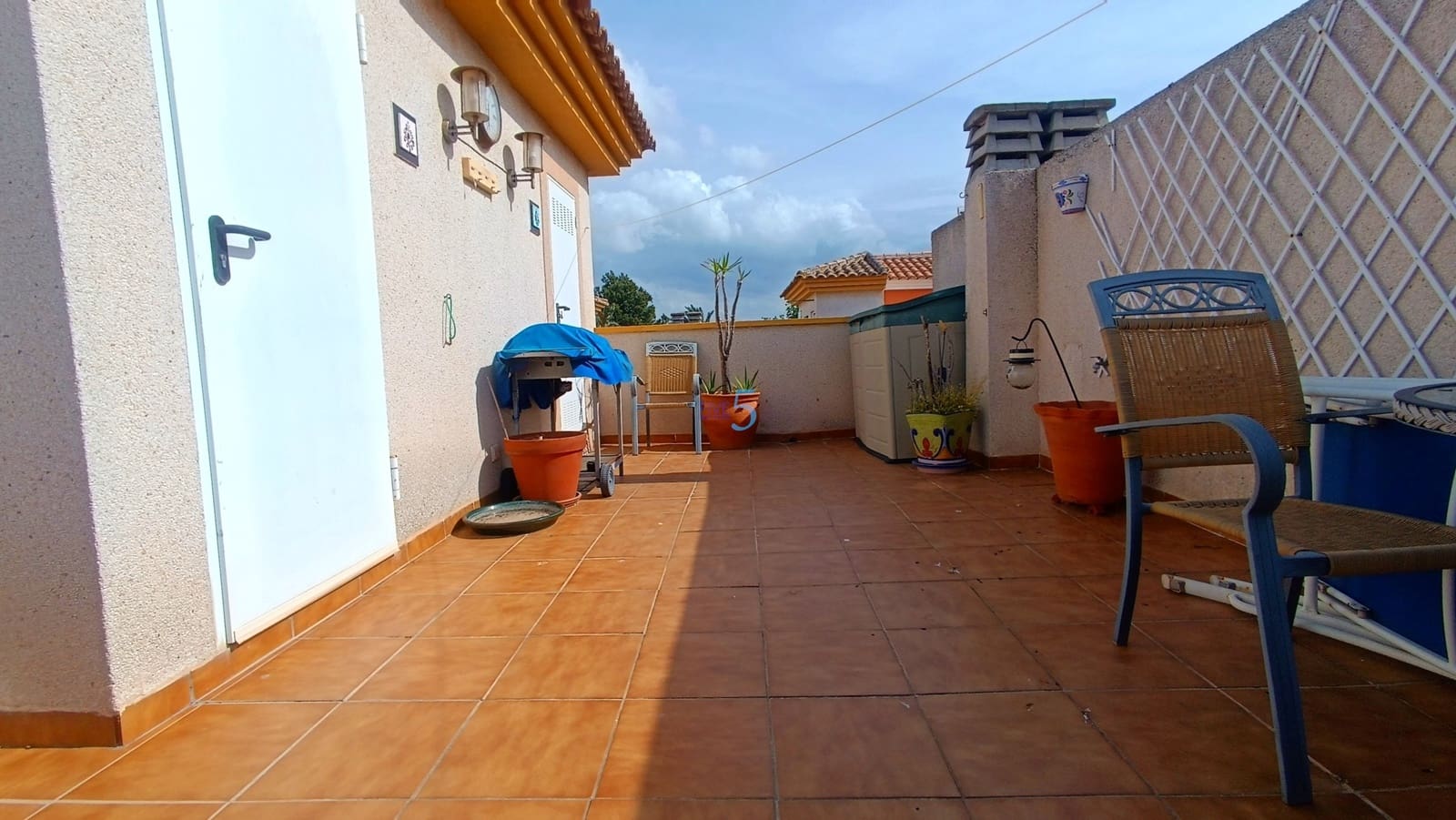 3 soverom Hus til salgs i Daya Nueva med svømmebasseng - € 149 995 (Ref: 9798211)