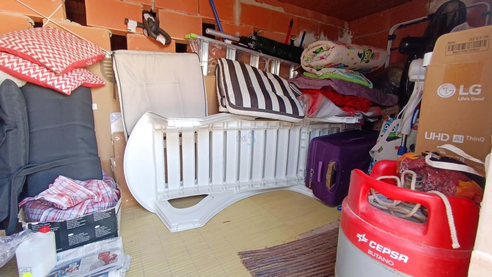 2 soveværelse Lejlighed til salg i Vistabella med swimmingpool - € 129.995 (Ref: 9798213)