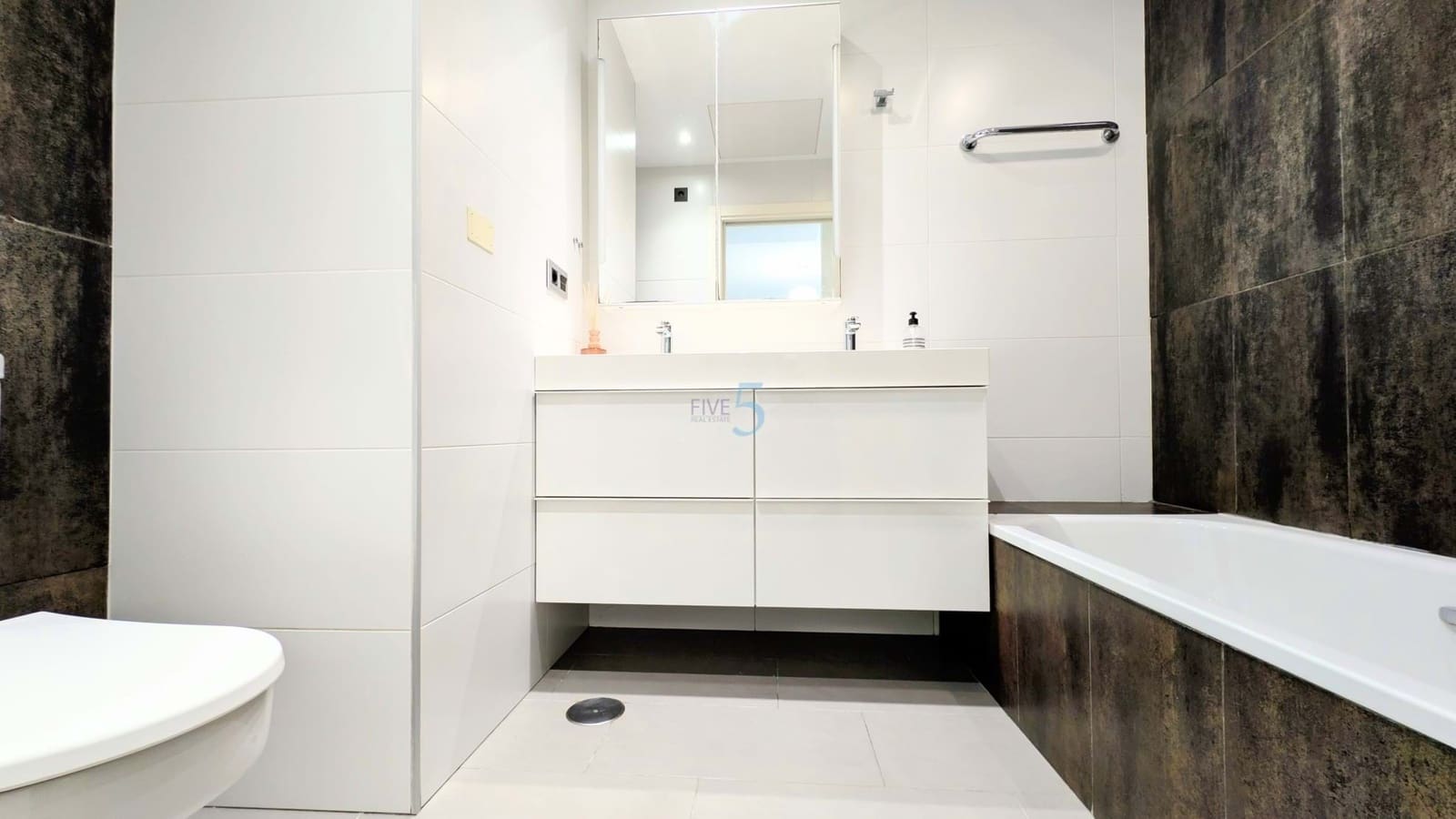 2 quarto Apartamento para venda em La Zenia com piscina garagem - 262 500 € (Ref: 9798392)