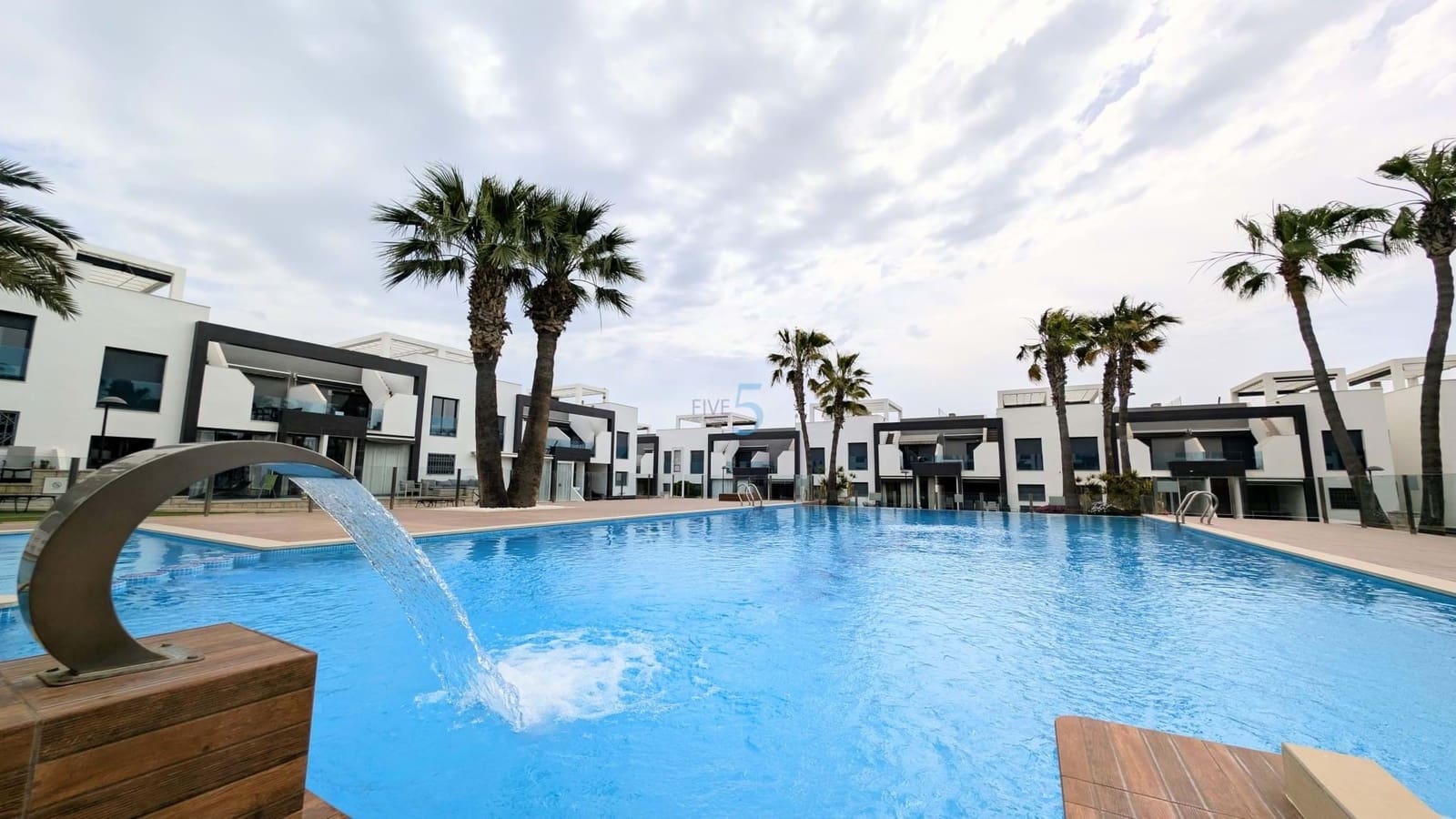 2 quarto Apartamento para venda em La Zenia com piscina garagem - 262 500 € (Ref: 9798392)