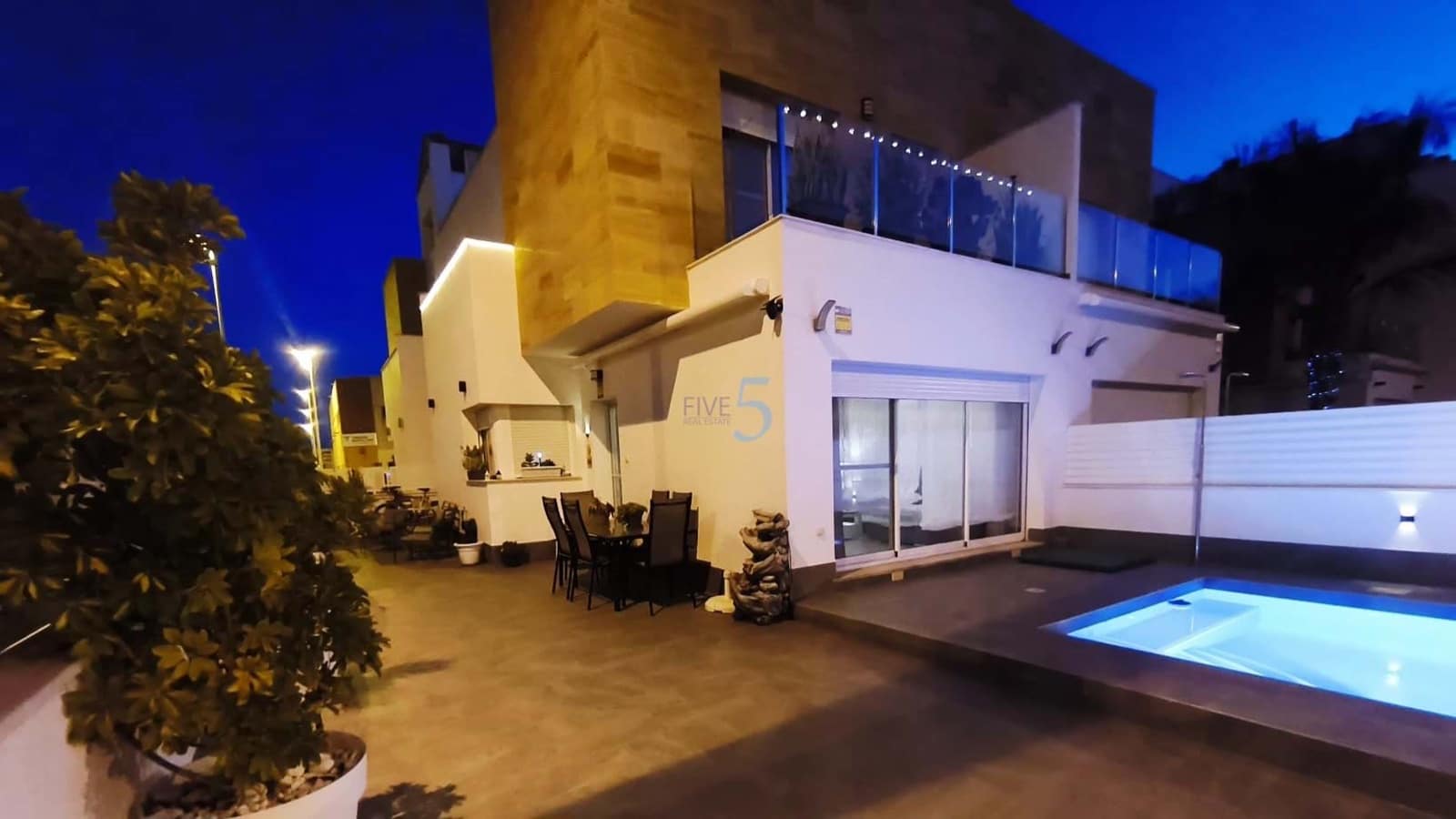 3 soverom Villa til salgs i San Pedro del Pinatar med svømmebasseng garasje - € 495 000 (Ref: 9798393)