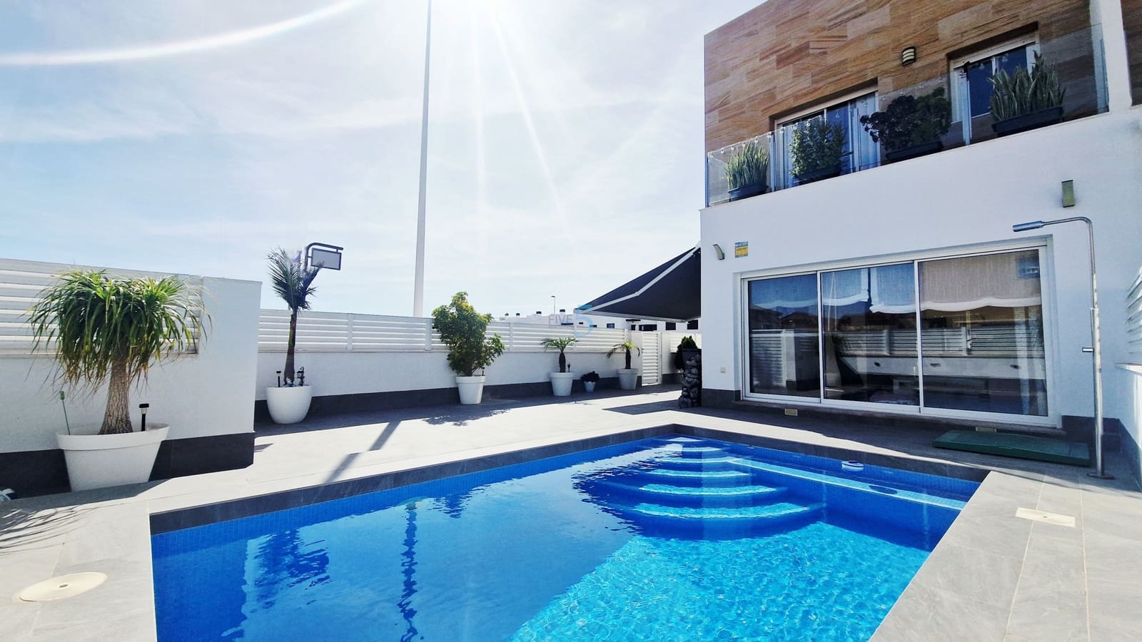 3 soverom Villa til salgs i San Pedro del Pinatar med svømmebasseng garasje - € 495 000 (Ref: 9798393)