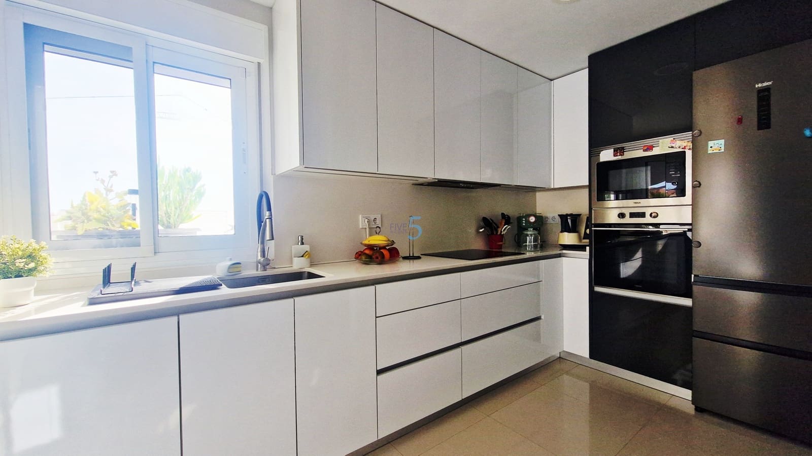 3 soverom Villa til salgs i San Pedro del Pinatar med svømmebasseng garasje - € 495 000 (Ref: 9798393)