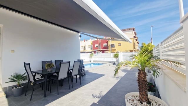 3 soverom Villa til salgs i San Pedro del Pinatar med svømmebasseng garasje - € 495 000 (Ref: 9798393)