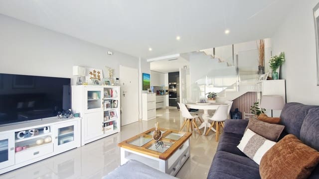 3 soverom Villa til salgs i San Pedro del Pinatar med svømmebasseng garasje - € 495 000 (Ref: 9798393)