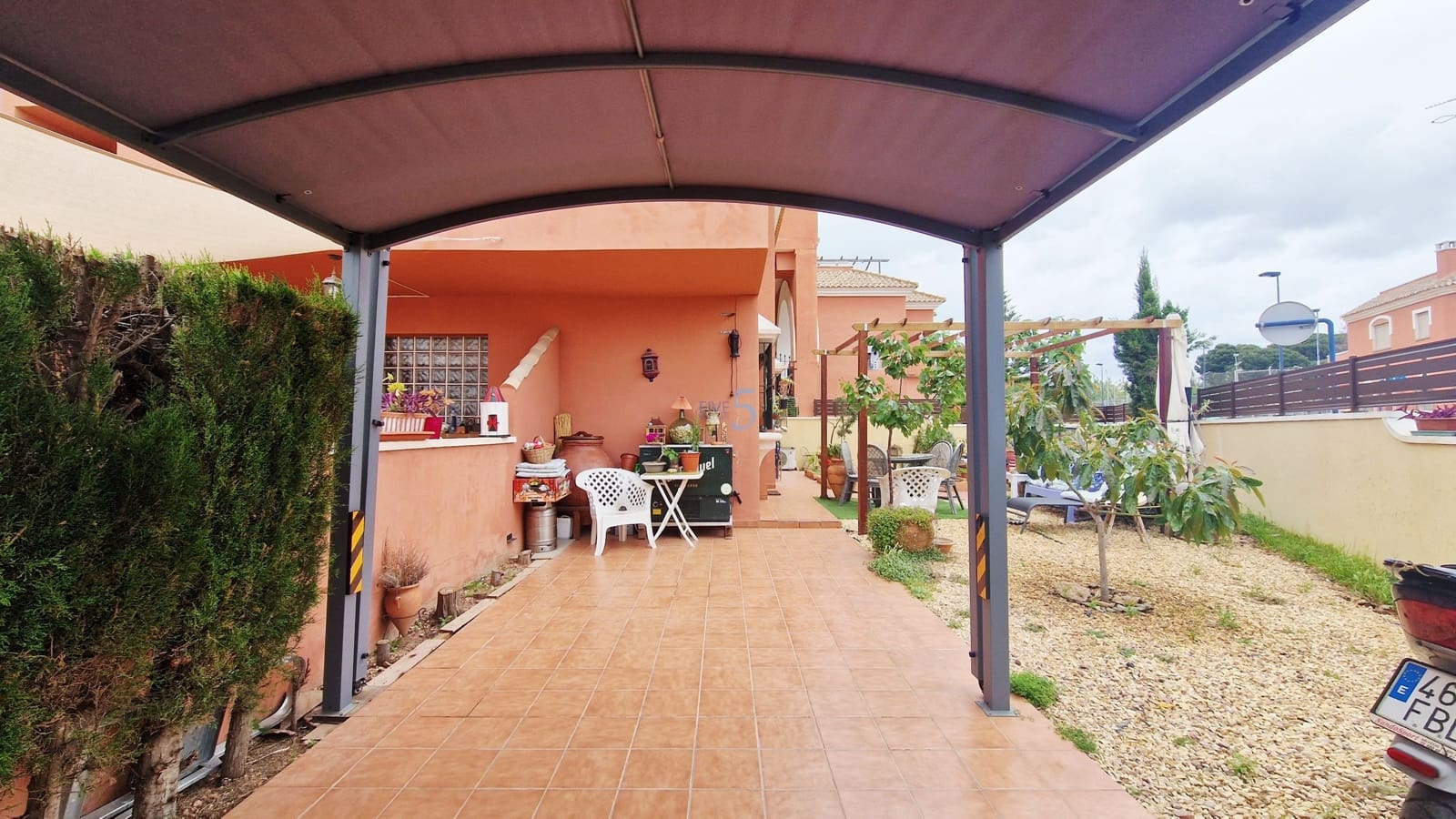 2 sovrum Bungalow till salu i Los Alcazares med pool garage - 192 500 € (Ref: 9799984)