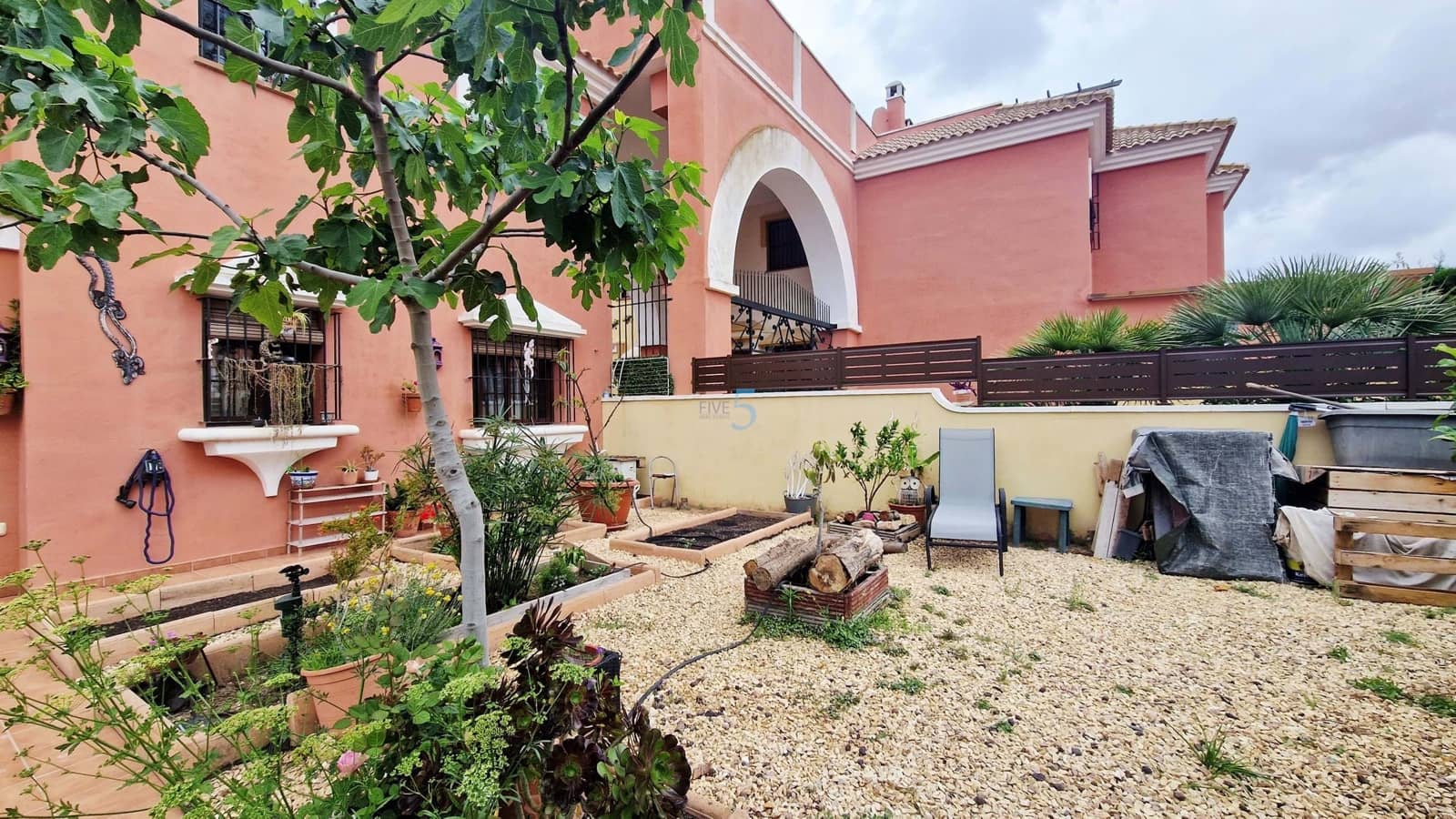 2 sovrum Bungalow till salu i Los Alcazares med pool garage - 192 500 € (Ref: 9799984)